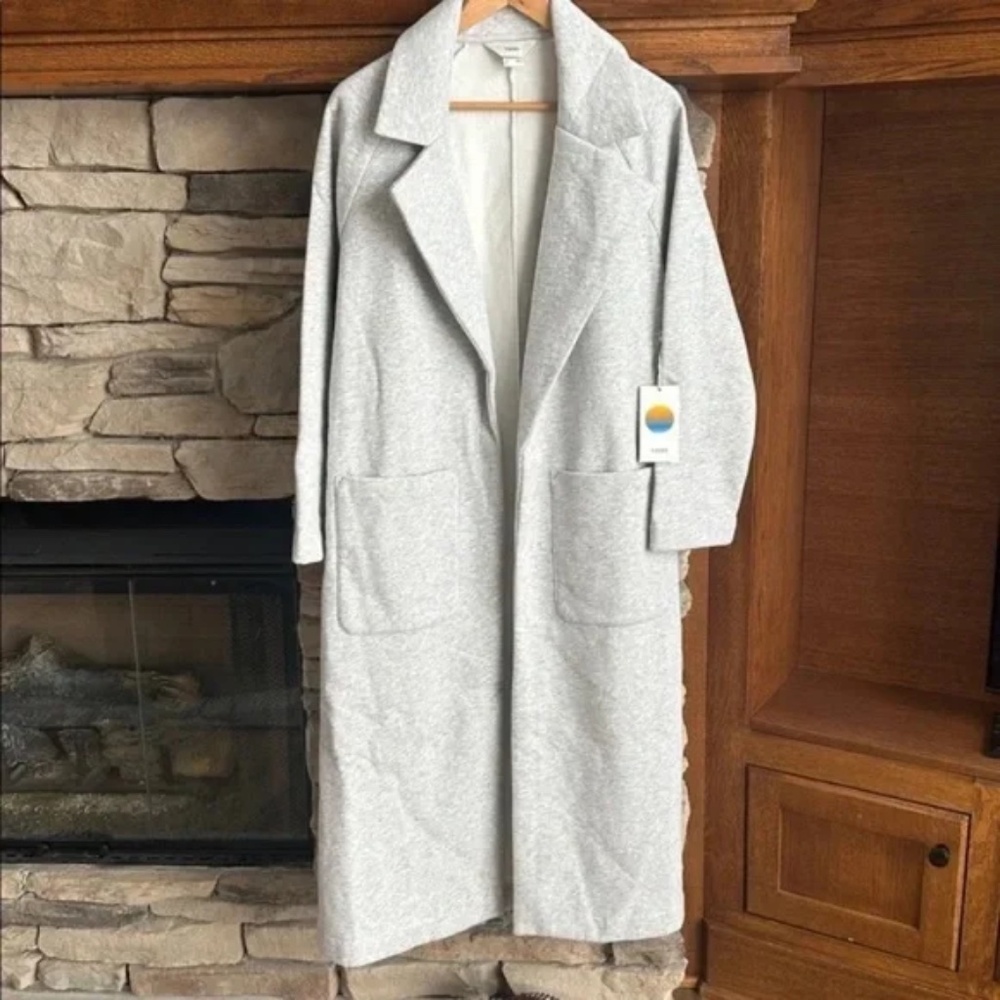 Vuori Women's Restore Trench Coat Gray Size Medium NEW